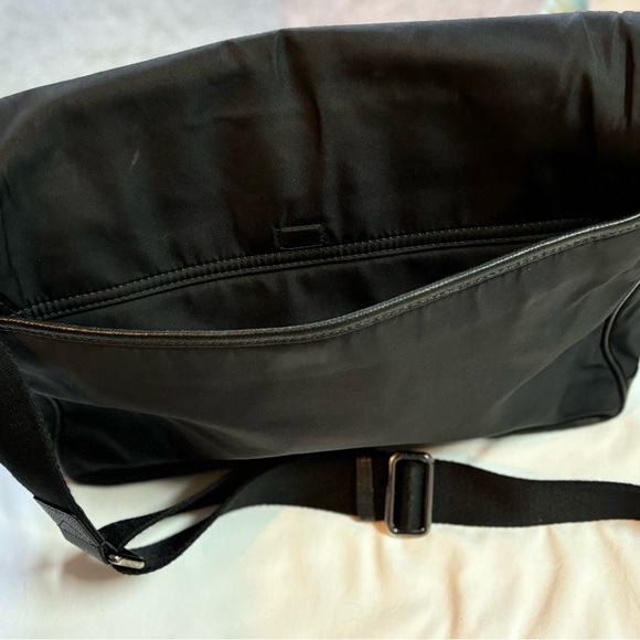 Burberry Black Nylon Messenger Laptop Bag - Picture 8 of 9